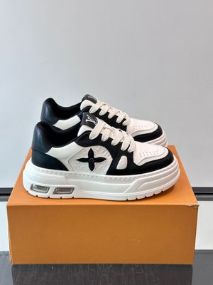 Louis Vuitton Trainer Maxi men shoes casual sneakers LTD08