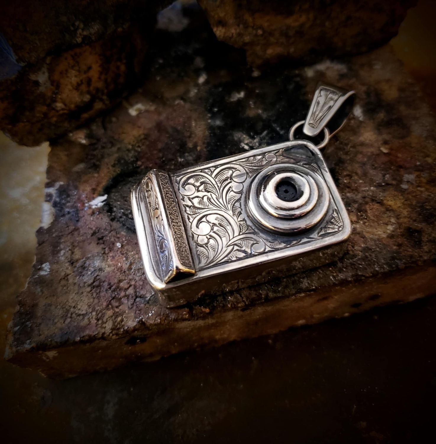 Camera Pendant
