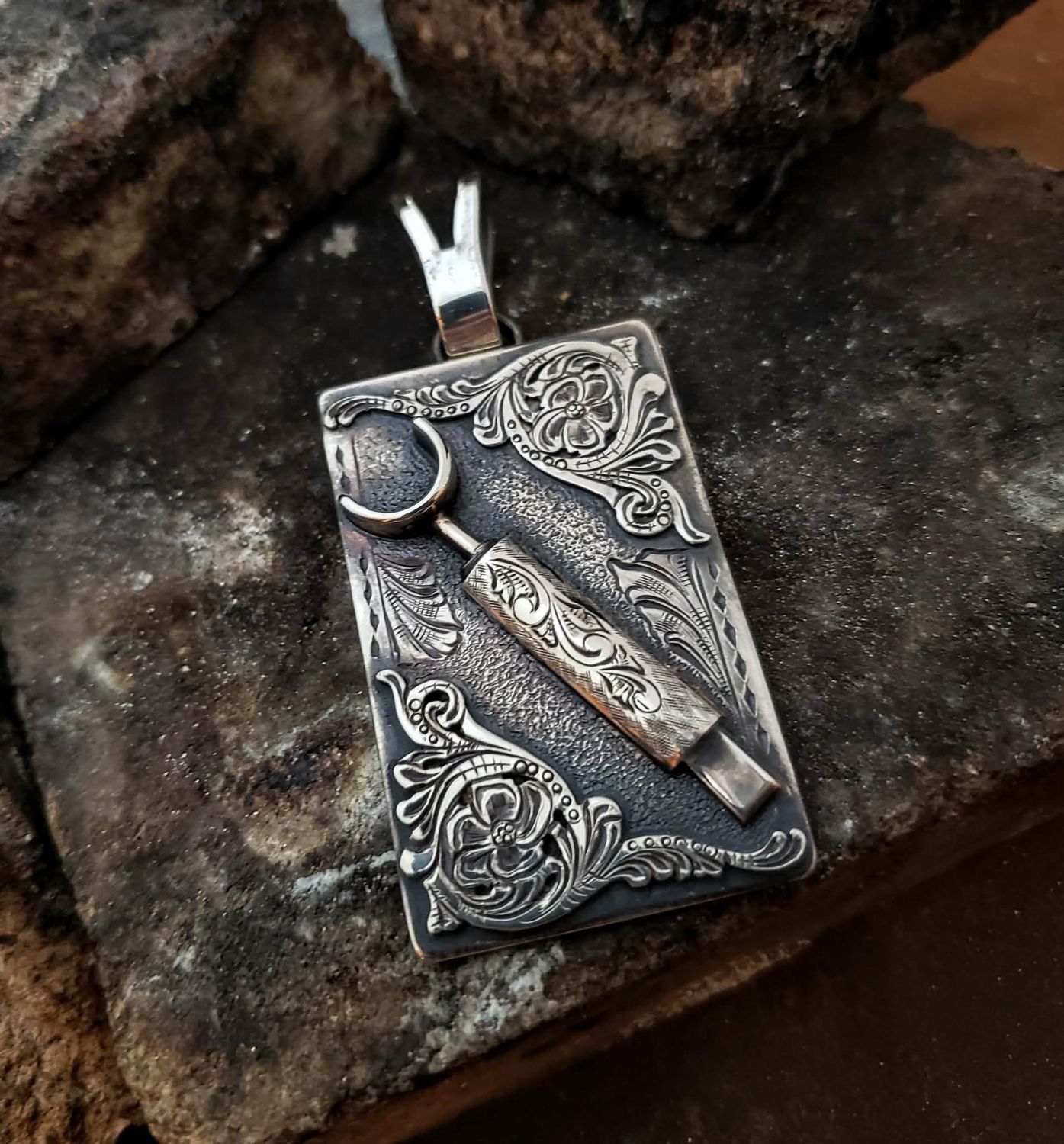 Swivel Knife Pendant Swivel Knife Pendant