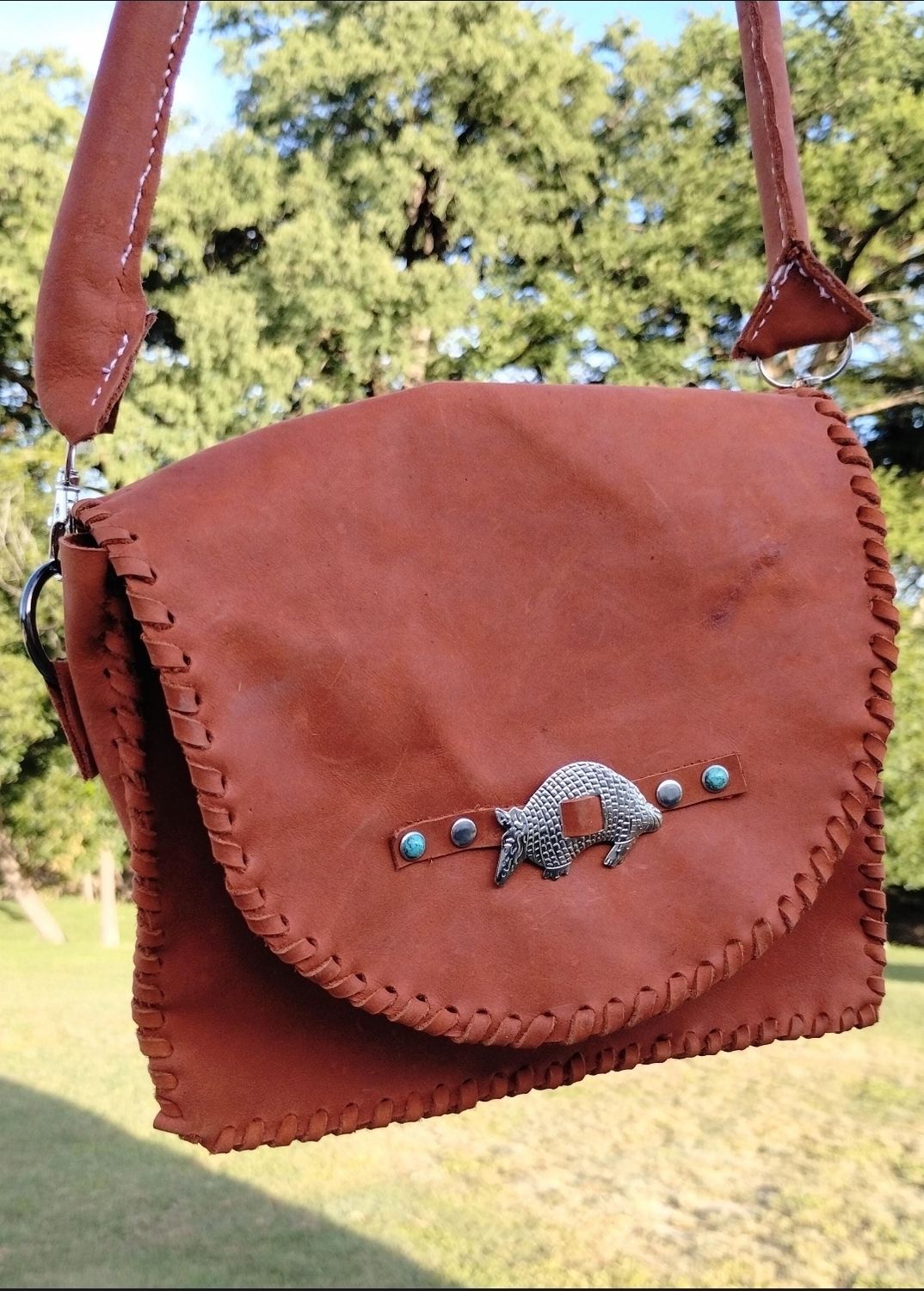 Traveling Armadillo Shoulder Purse Traveling Armadillo Shoulder Purse