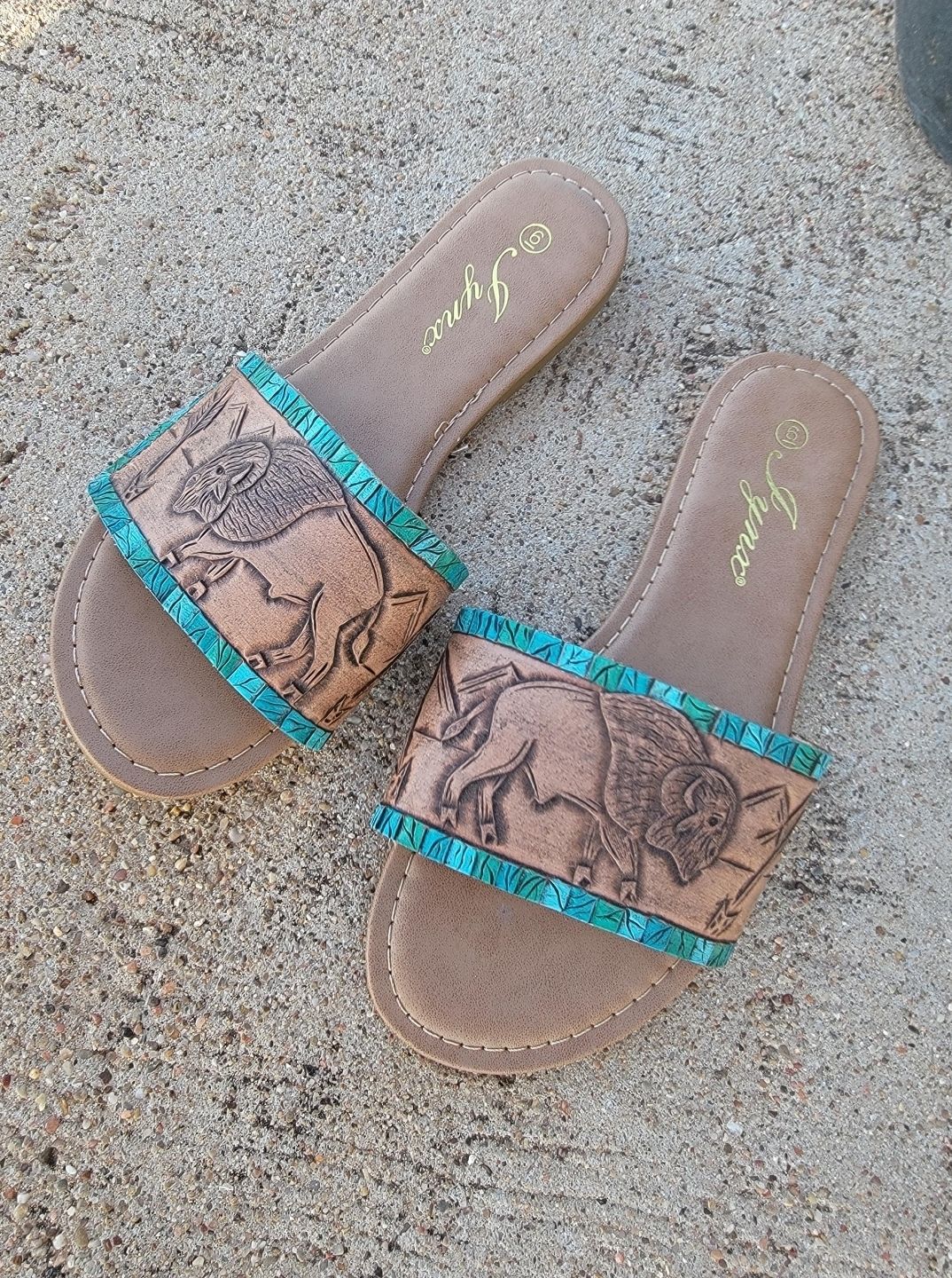 Bison Sandals Bison Sandals
