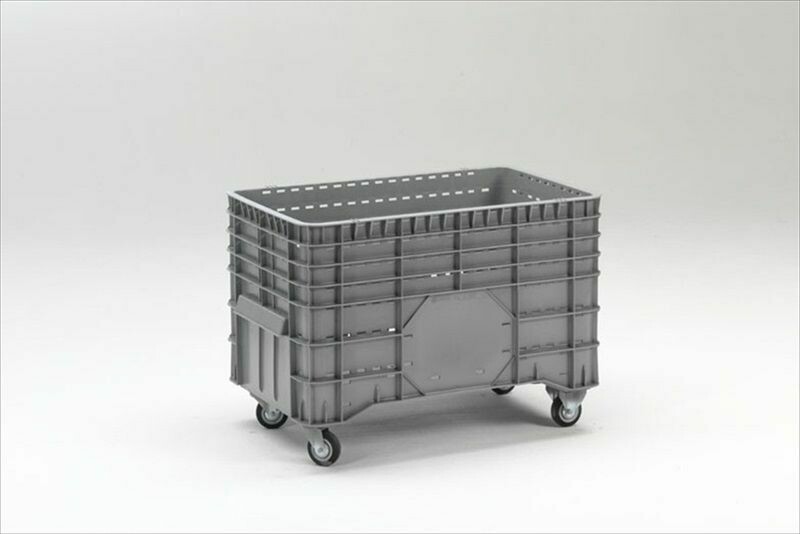 Large container on wheels 300 liters.