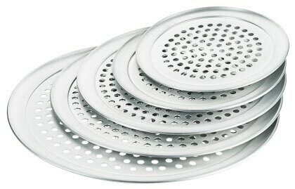 Pizzablik met gatenpatroon