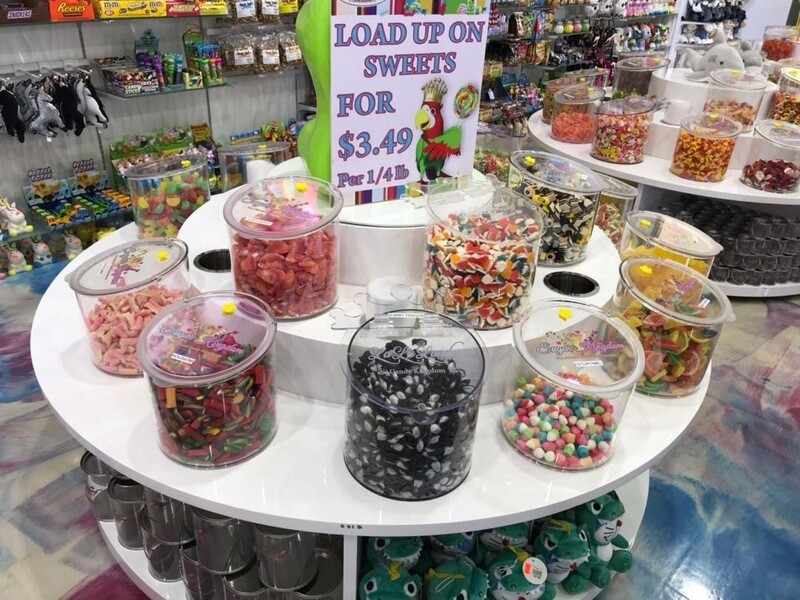 Almost unbreakable transparent jar or candy cylinder, 10 liters capacity, ø25cm High 21cm.