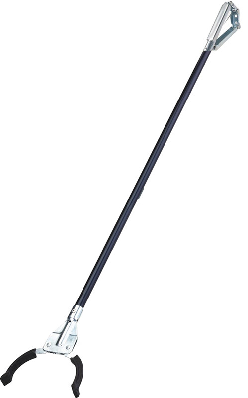 Garbage squeezer on handle