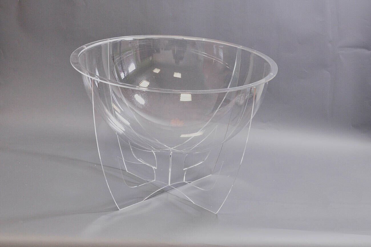 Beautiful Globe- or counter display.