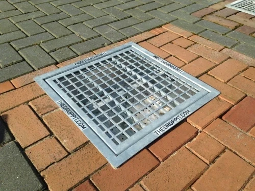 Extra grote capaciteit asbaktegel van robuust corrosiebestendig verzinkt staal .