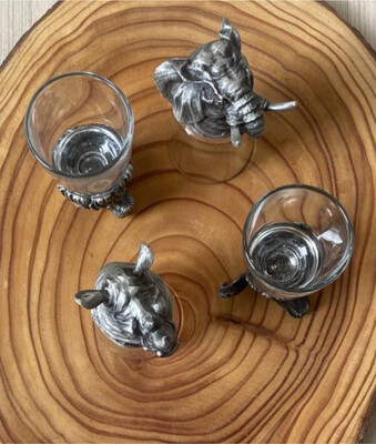 Shots glas med dyremotiv - Løve, Elefant, Bøffel og Næsehorn