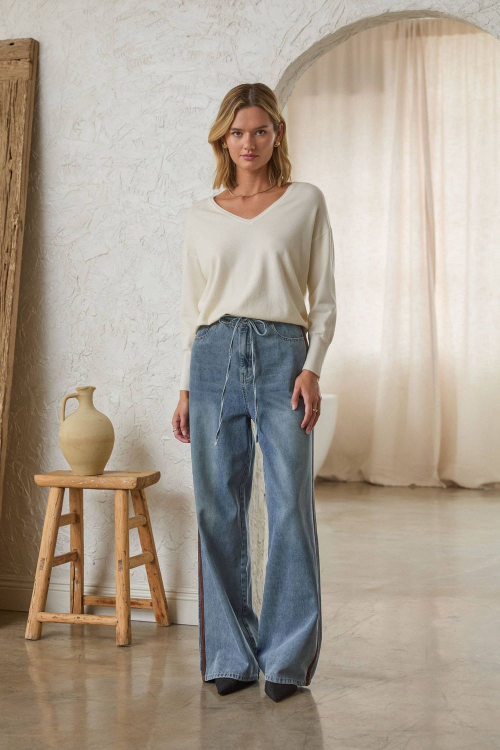Dutton Denim w Faux Suede Side Line Detail
