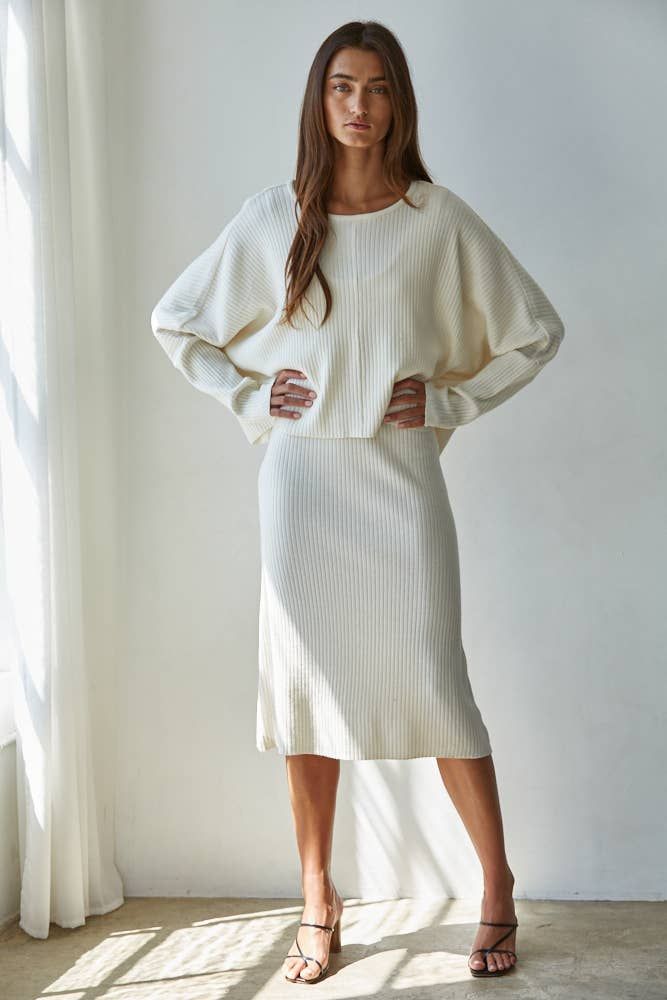 Oleva Ribbed Round Neck Sweater, Color: Cream, Size: L