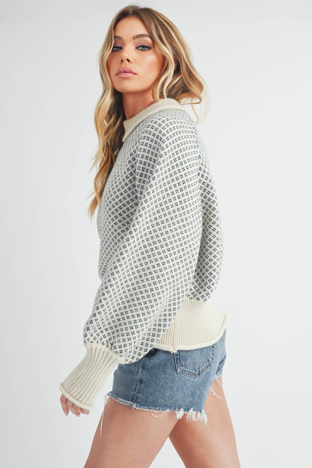 Echo Sweater, Color: White, Size: L