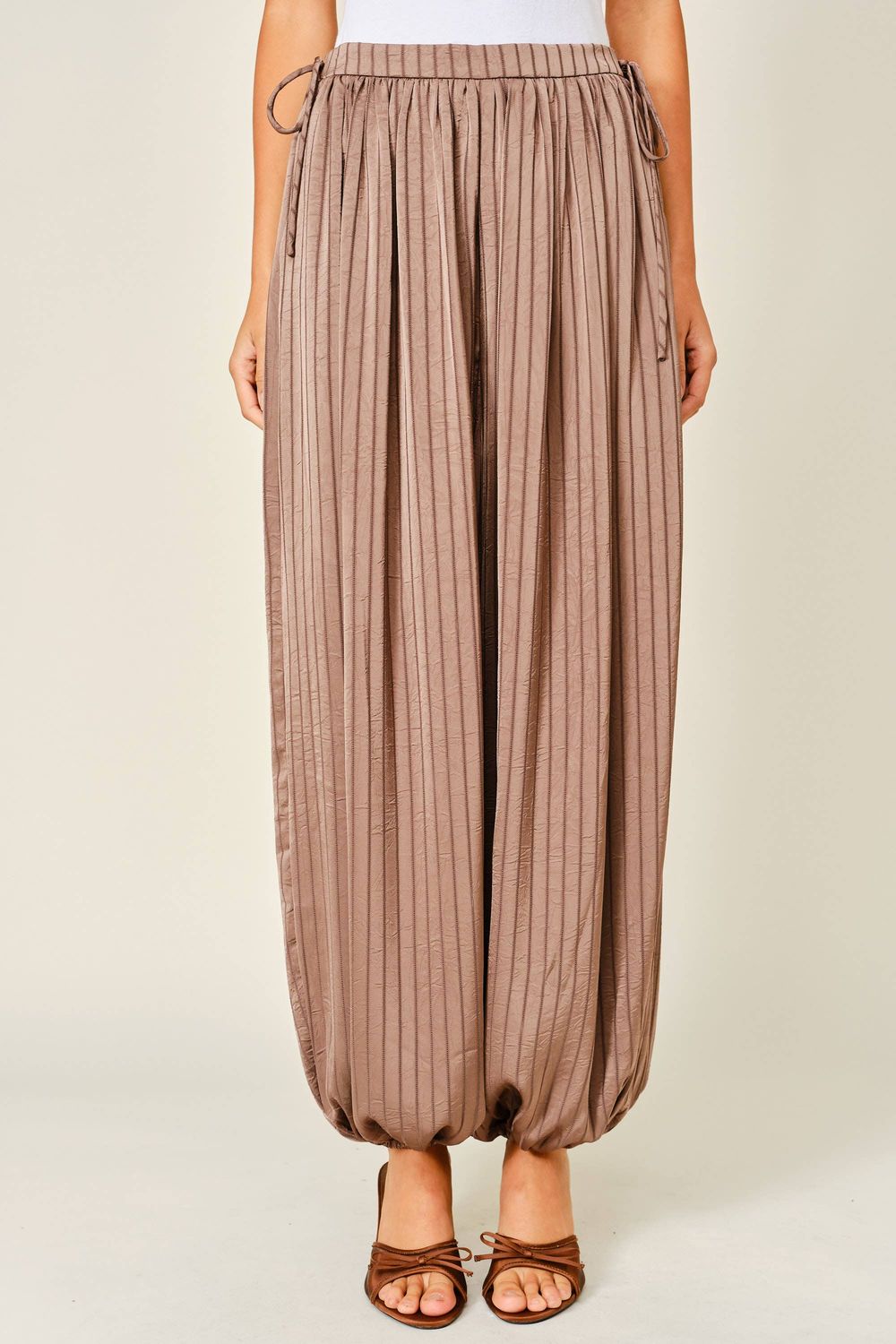 JANIE SATIN STRIPED BALLOON PANTS, Color: MOCHA, Size: S
