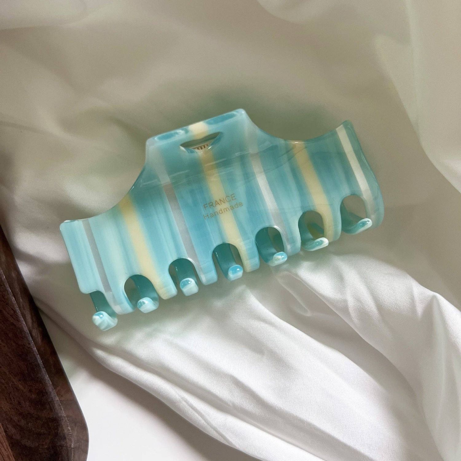 Vintage Heart Stripe Acetate Hair Claw, Color: Light Blue