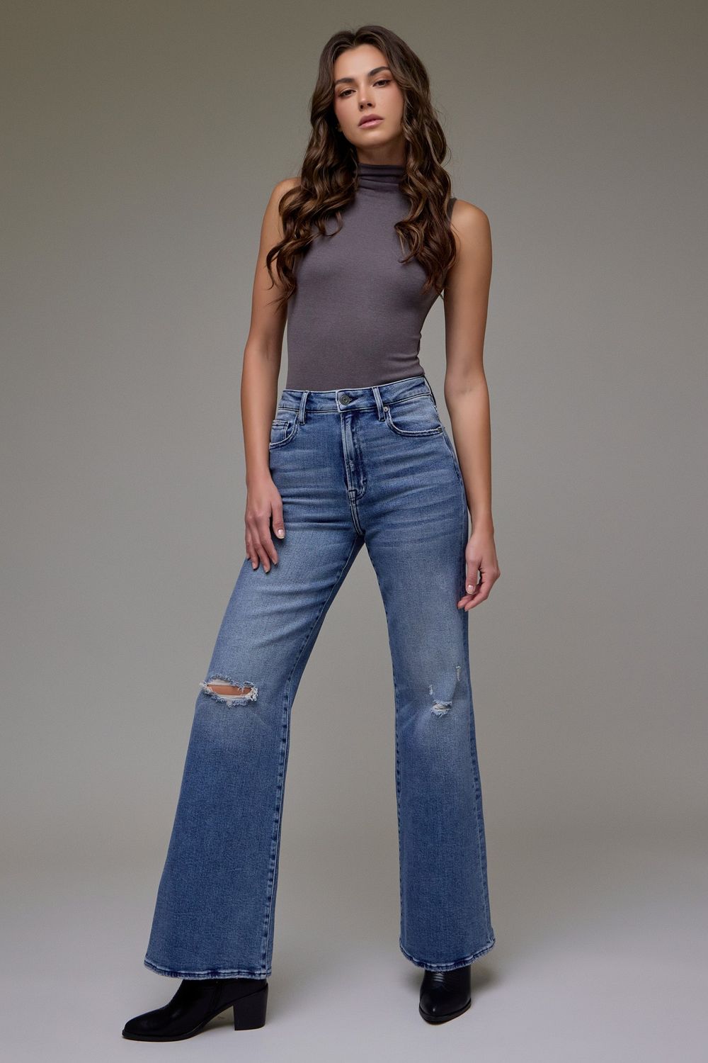Hidden Chloe HR Comfort Flare, Size: 24