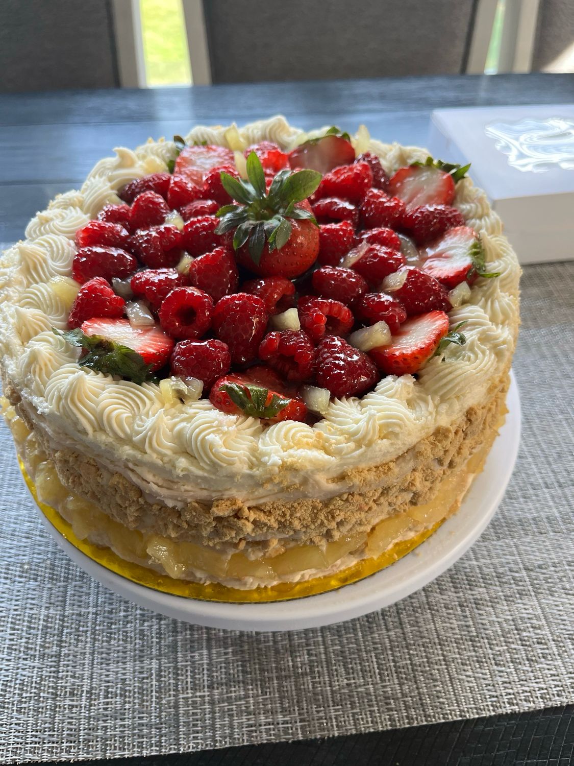 Raspberry & Strawberry Tart Cake Raspberry & Strawberry Tart Cake