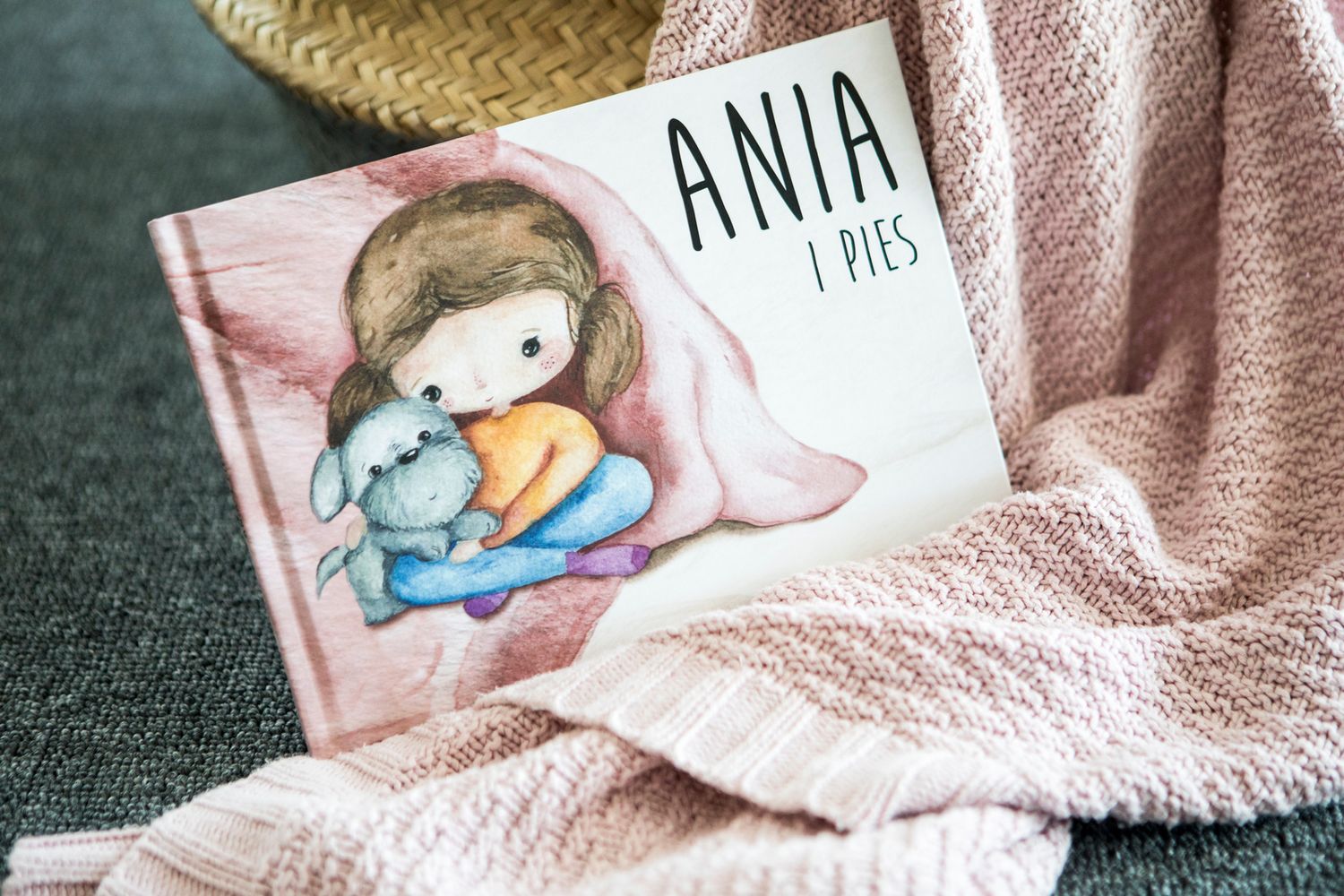 ANIA i PIES. Pierwsza czytanka dla dzieci ANIA i PIES. Pierwsza czytanka dla dzieci