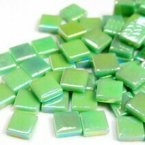 Glass tile, 12mm: Meadow Green Iridized