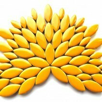 Ceramic Petals: Curry