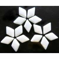 Glass shapes: White Diamonds