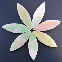 Stained Glass Petals: Vanilla Pearl large (iridised)
