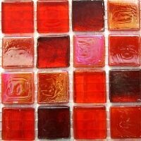Glass tile, 15mm: Stellar Red