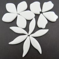 Glass shapes , Fallen Petals: White