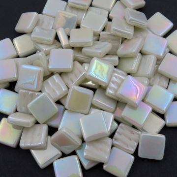 Glass tile, 12mm: Ivory Iridised
