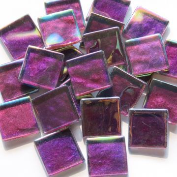 20mm Glass tile: Iridised Boysenberry 20mm Glass tile: Iridised Boysenberry