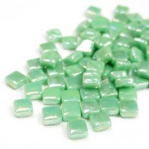 Glass tile, 8mm: Pearlised Meadow Green