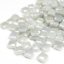 Glass tile, 8mm: Pearlised Pearl Grey, 50g