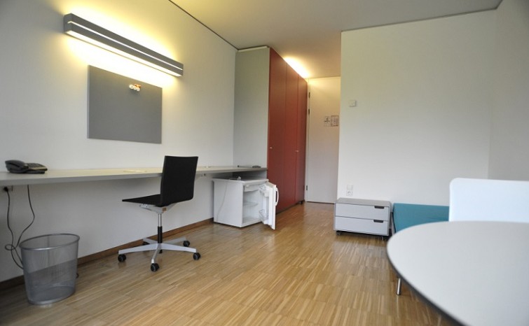 Single room in the outskirts of Innsbruck