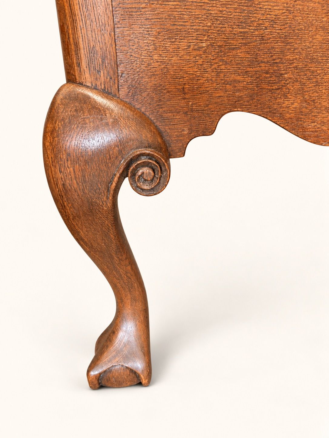 Brixham Footstool, Type: Claw Foot
