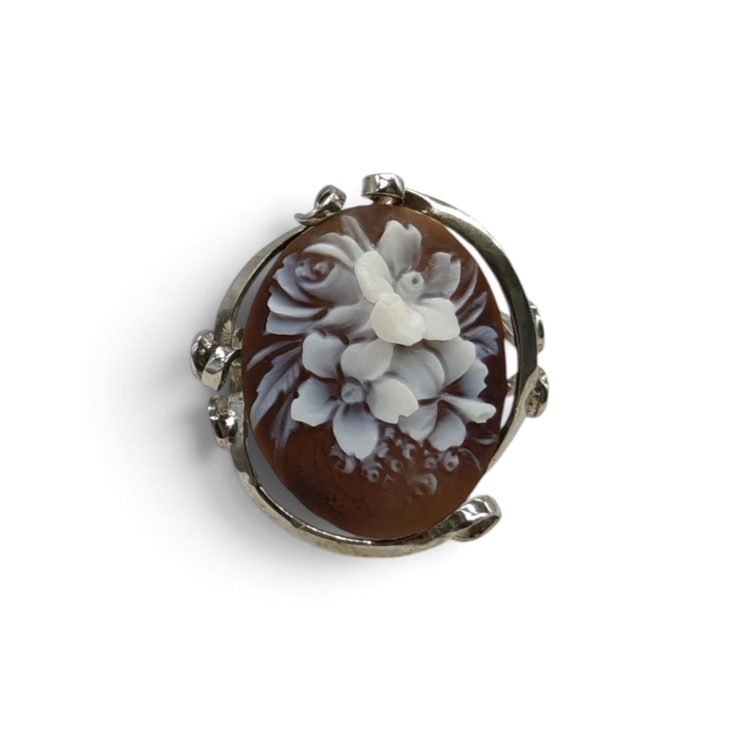 Anello con Cameo Ovale Floreale in Conchiglia Sardonica – Montato in Argento 925 – Inciso e Intagliato a Mano - Regolabile