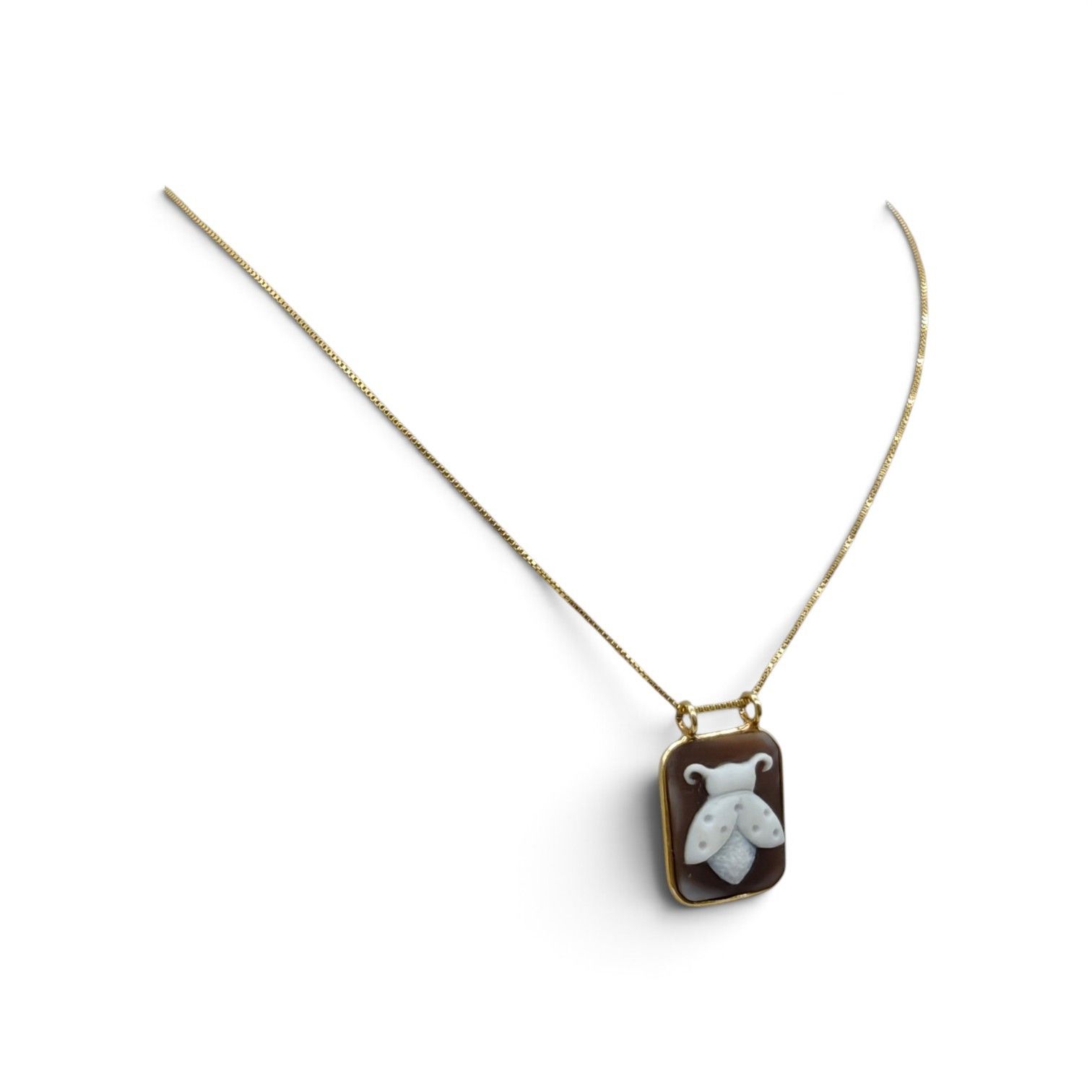 Collana in Argento 925 Placcata Oro con Ciondolo Francobollo Coccinella – 18 × 16 mm