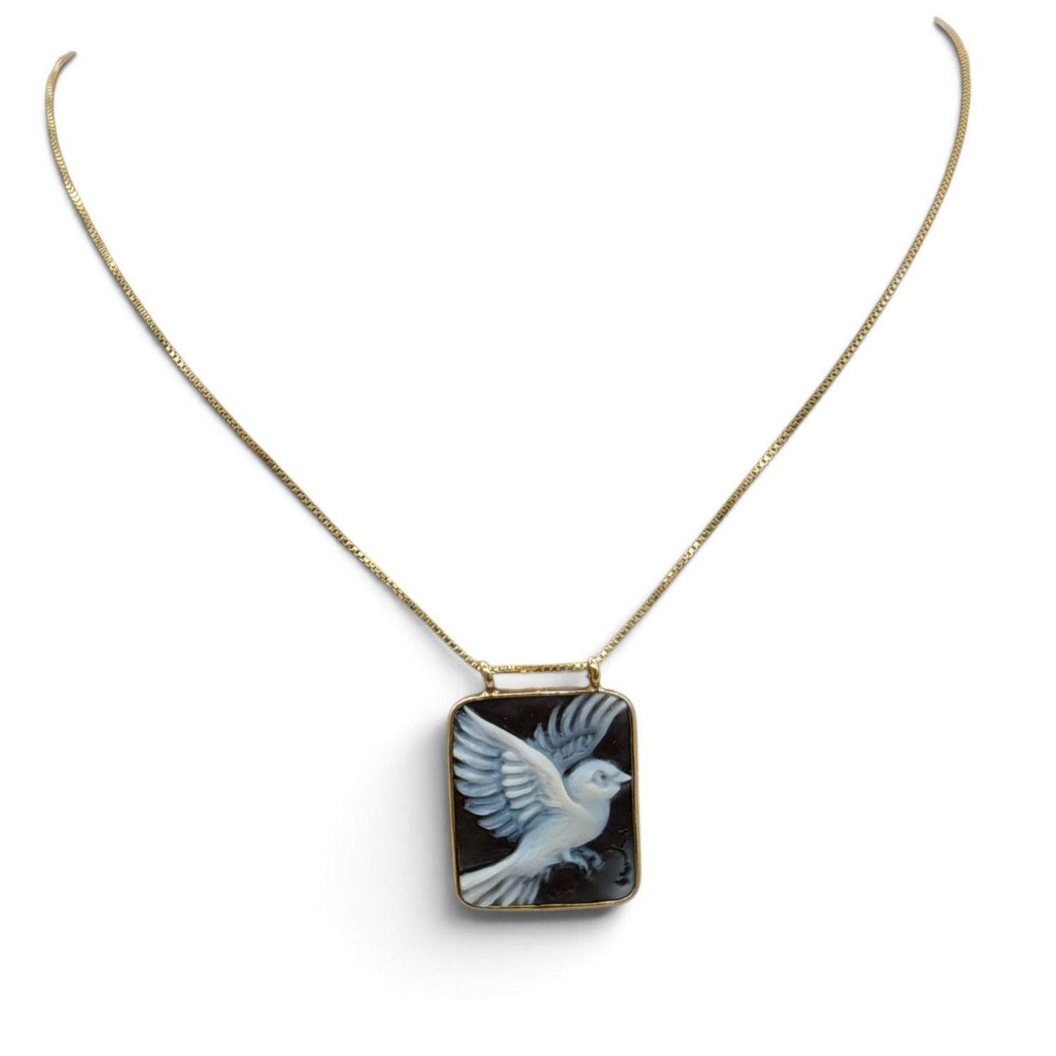 Collana in Argento 925 Placcata Oro con Ciondolo Francobollo Uccello – 20 × 18 mm