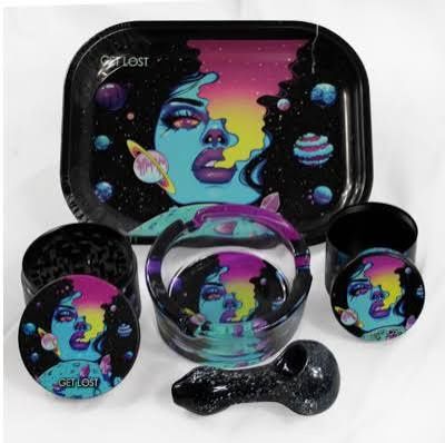Smoking Girl Smoking Kit
