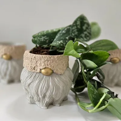 Pots