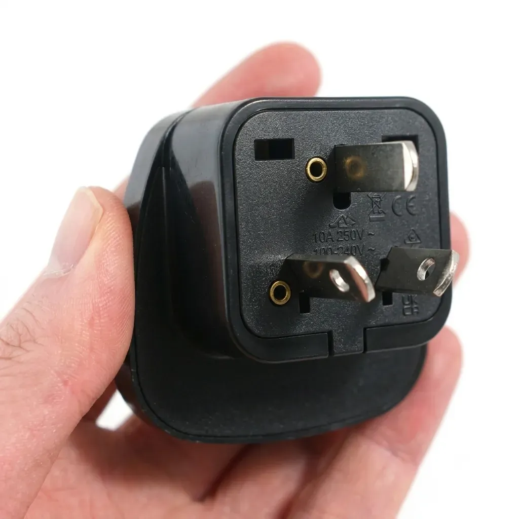 Universal Schuko Adapter to New Zealand & Australia Grounded Power Plug Adapter (Black)