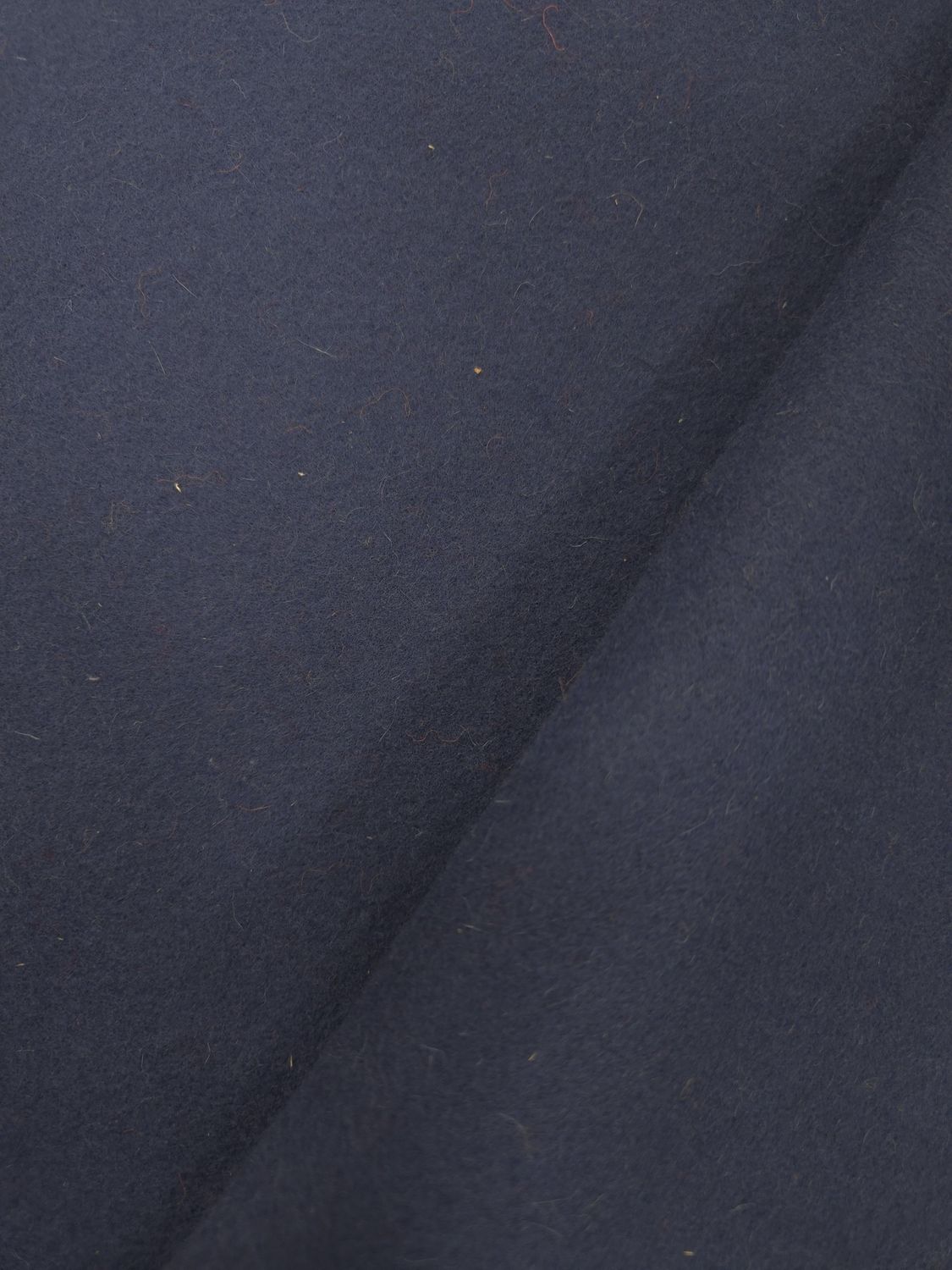 WOOL 100% - MADE IN CANADA - LAINE 100%, Composition: 100% laine, Couleur: Air force