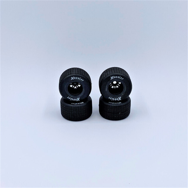 1RC FR/RR Tires &amp; Black Wheels, 1/18 LM (4) 5539