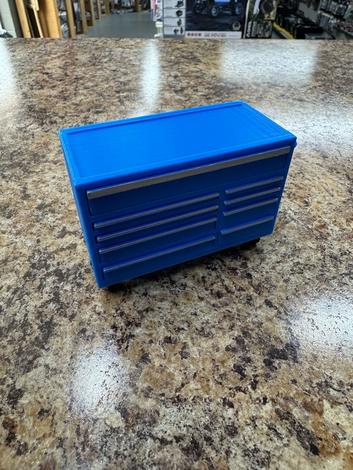 True Scale 1/18 Scale Toolbox (Blue)
