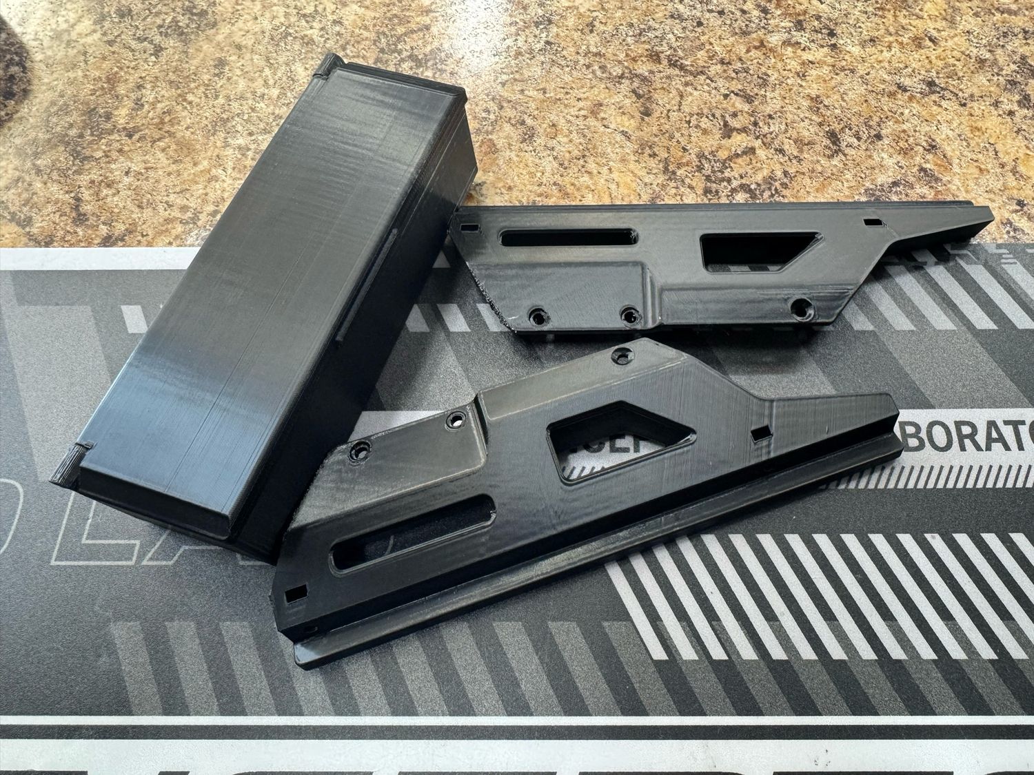 Dixieland R/C RC4WD Xtracab Body Mounts For Boom AWB Chassis by Jerseyscaler (Printed)