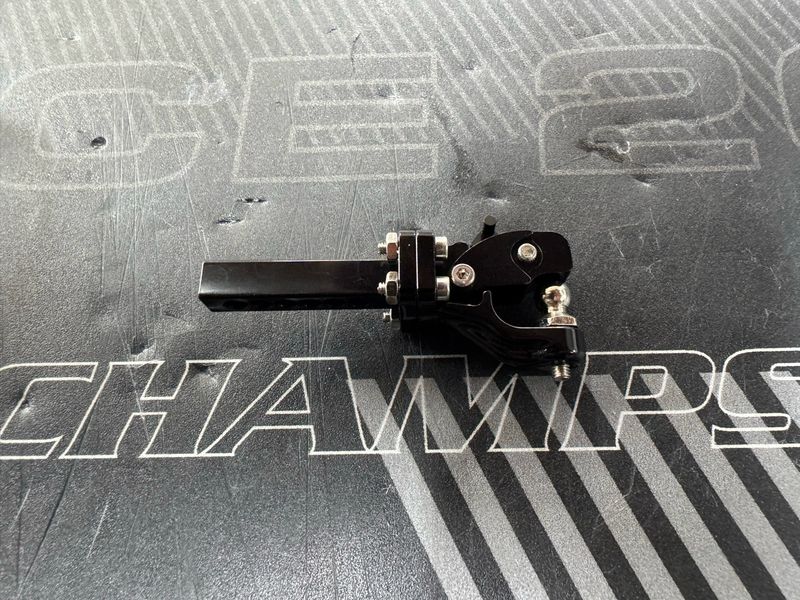 Dixieland R/C Aluminum Hitch Receiver (Black)