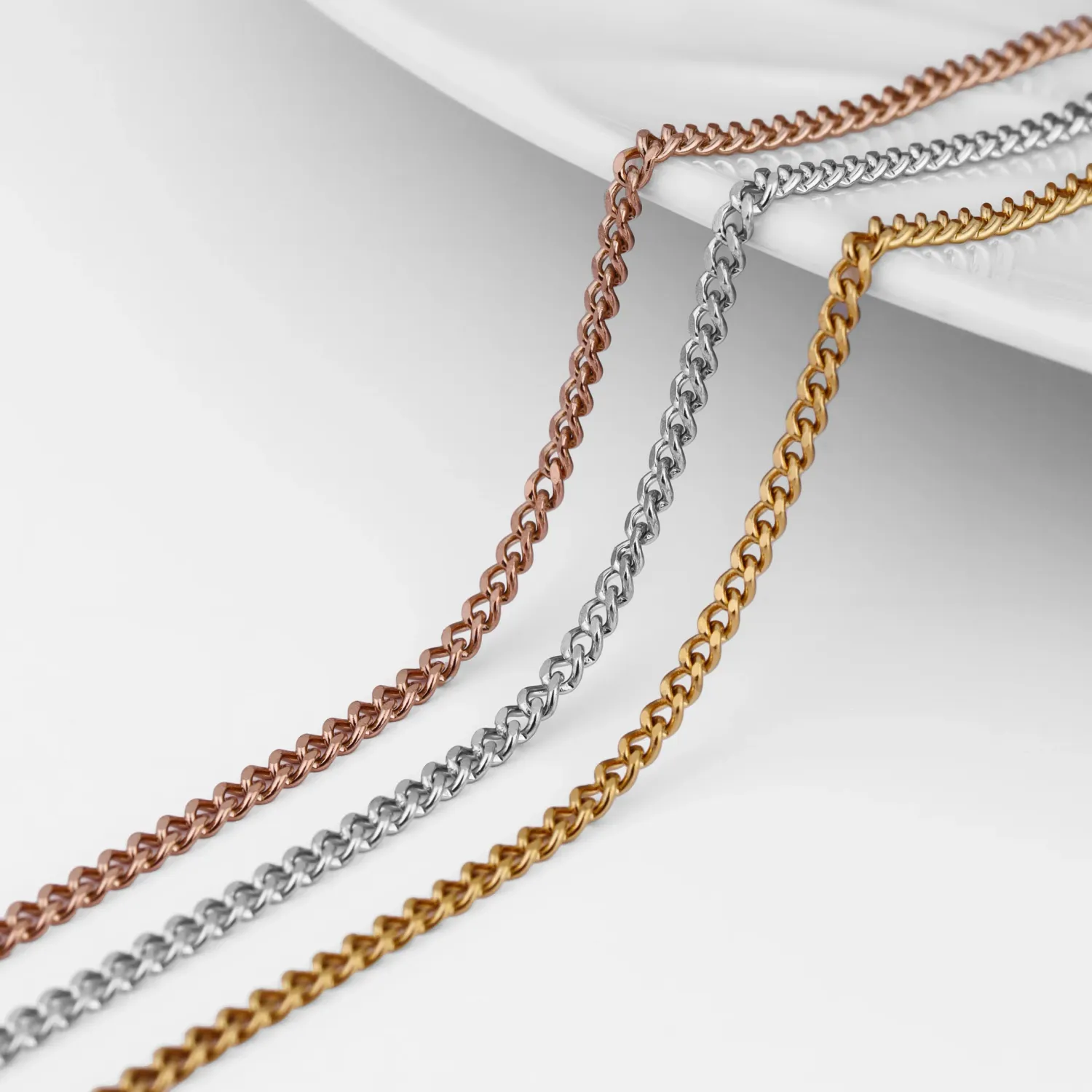 Diamantierte Panzerkette · 2,5 mm · 18K PVD vergoldet Diamantierte Panzerkette · 2,5 mm · 18K PVD vergoldet