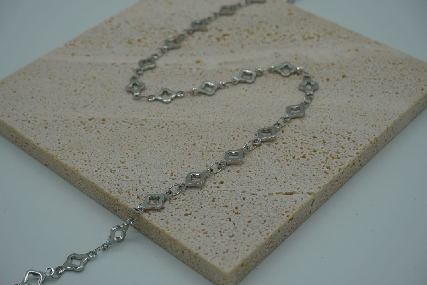 Ornamentkette · Edelstahl
