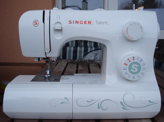 Nähmaschine Singer Talent 3321, neu, mit Gratis-Versand und 2 Jahren Garantie.
