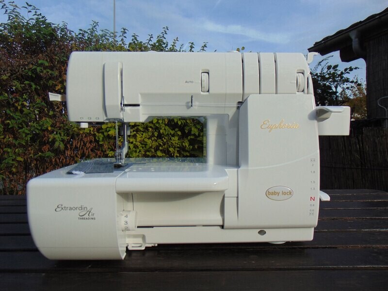 Nähmaschine babylock Euphoria coverstich neu, Gratis-Versand, 4 Jahre Garantie.