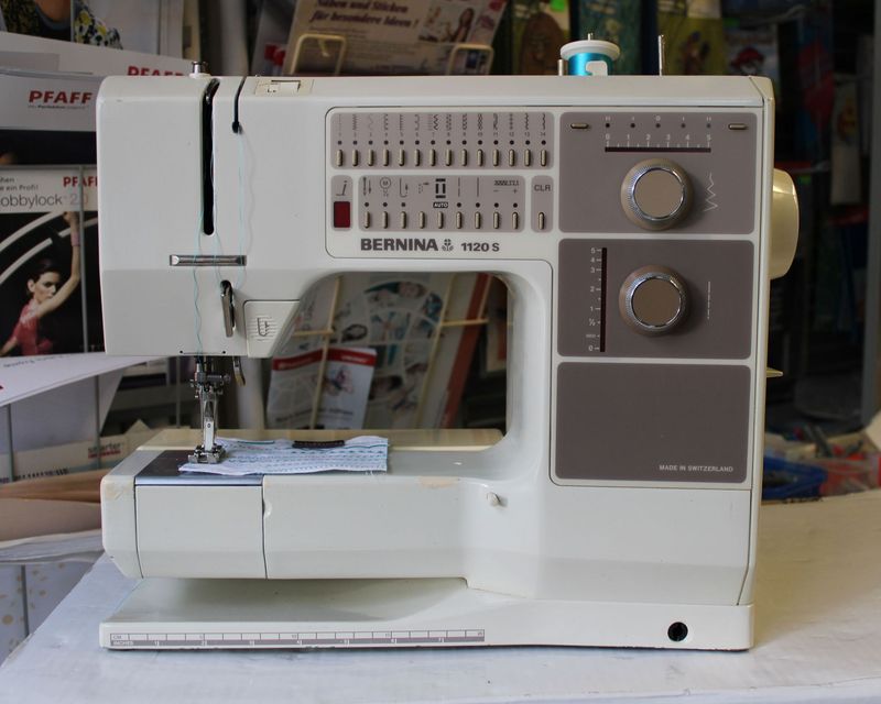 Nähmaschine Bernina 1120s, ab Service, 6 Monate Garantie, Gratis-Versand.