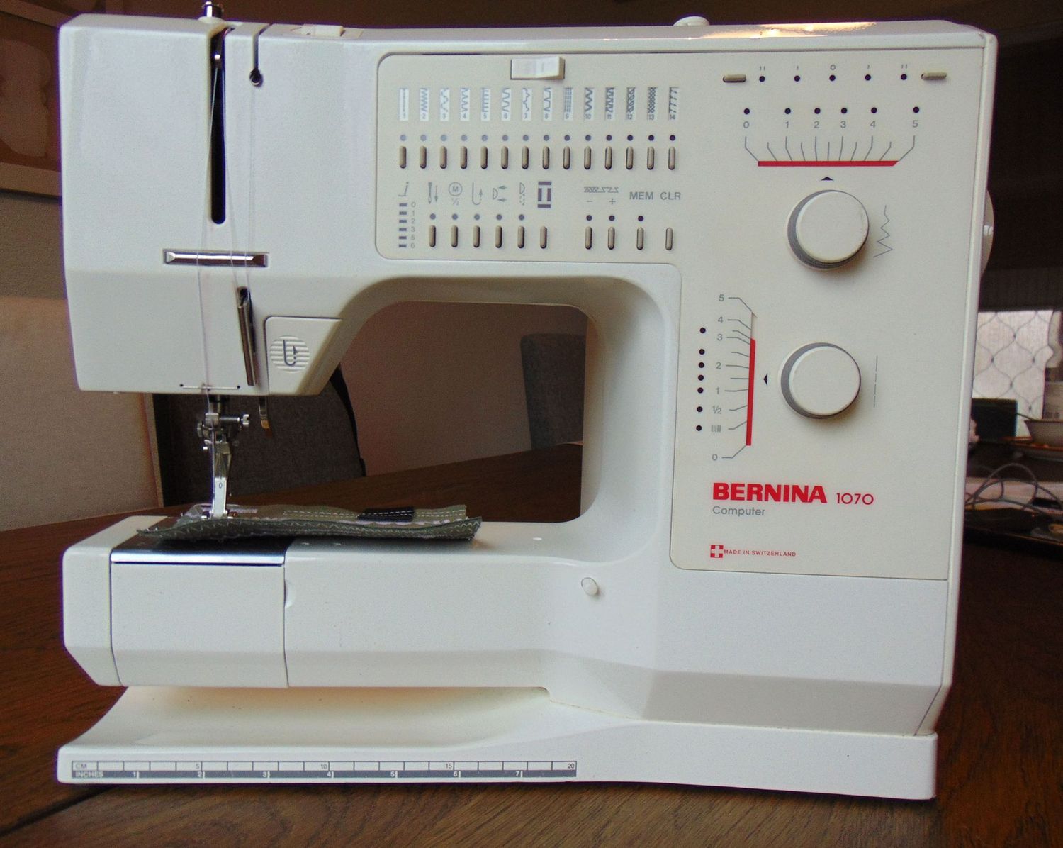 Nähmaschine Bernina 1070, ab Service, 6 Monate Garantie, mit Gratis-Versand.
