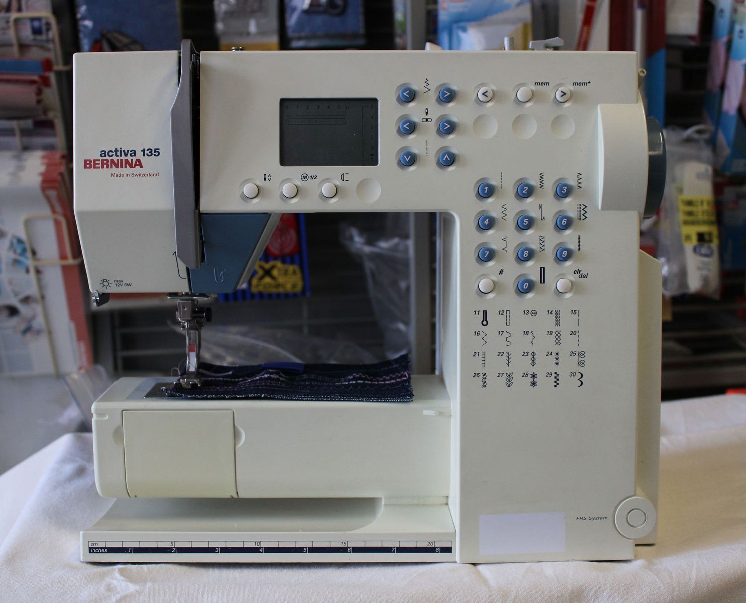Nähmaschine Bernina activa 135, ab Service, mit 1 Jahr Garantie, mit Gratis-Versand.
